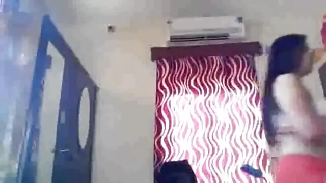 স্বামী বাংলা ভিডিও xxx com ও স্ত্রী, শ্যামাঙ্গিণী