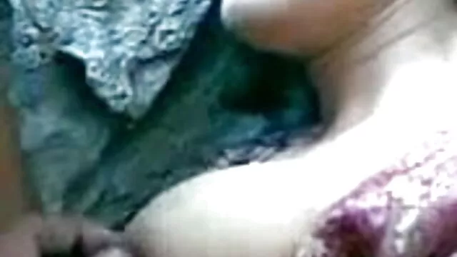 অপেশাদার xx চুদা চুদি এশিয়ান