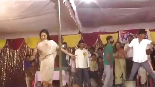 ব্লজব, xx বাংলা ভিডিও সুন্দরী বালিকা, দুর্দশা