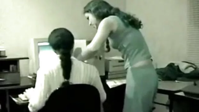 পরিণত পুরানো বাংলা নাইকাদের চুদা চুদি