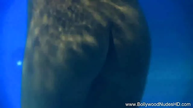 সরস, Skyla বাংলাx ভিডিও Novea এবং বড় কালো মোরগ