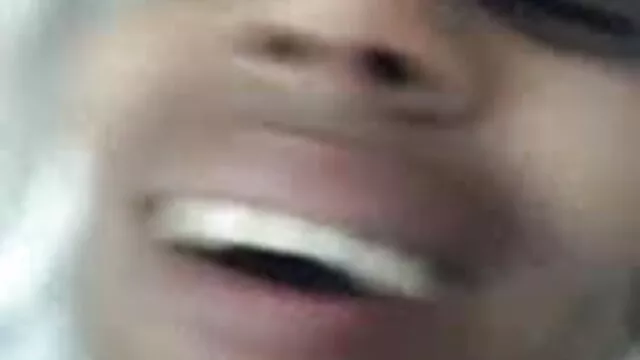 সুন্দরী xxxবাংলা বিডিও বালিকা বাঁড়ার রস খাবার পায়ু হাতের কাজ