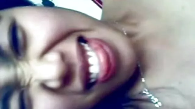 নকল মানুষের, বাংলা কথা সহ চুদা চুদি হেনটাই